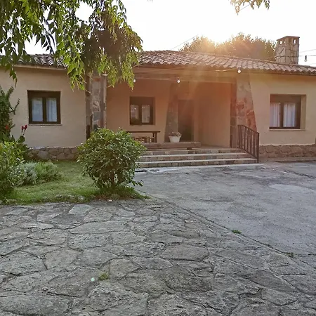 La Muralla De Gredos Madrigal de la Vera