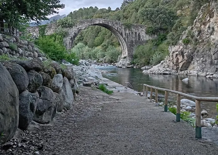 La Muralla De Gredos *