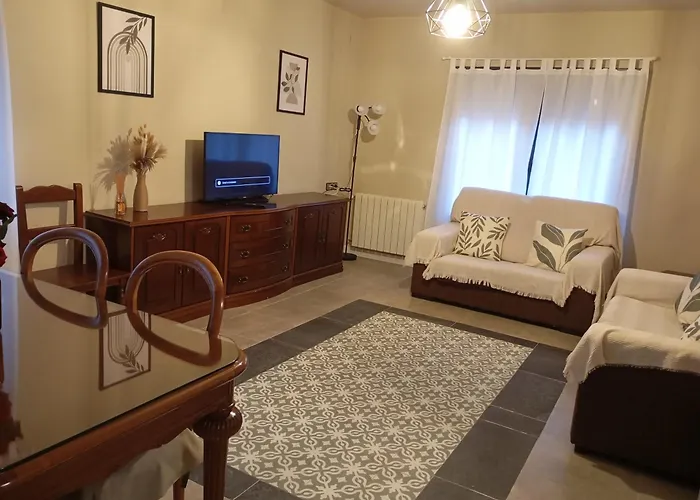 La Muralla De Gredos Madrigal de la Vera